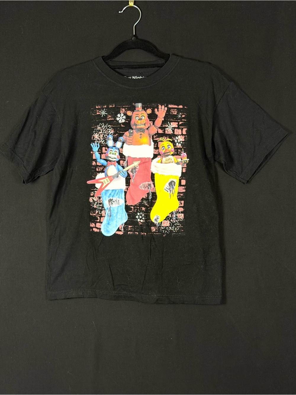 Five Nights at Freddy's Graphic Tee Black Holiday Stockings Cotton Bonnie Chica